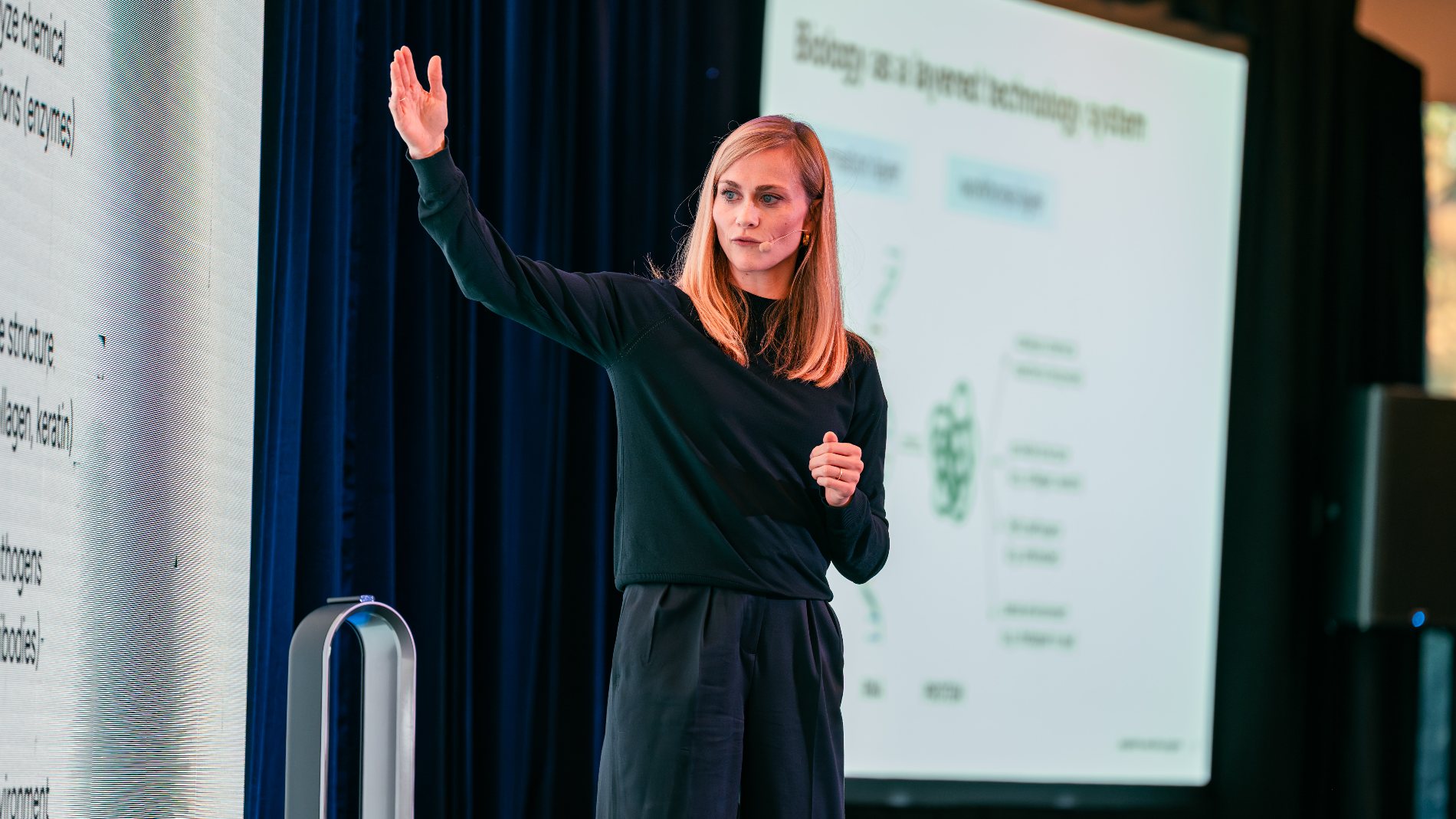 Nadine Bongaerts teaching an executive programme at Singularity University